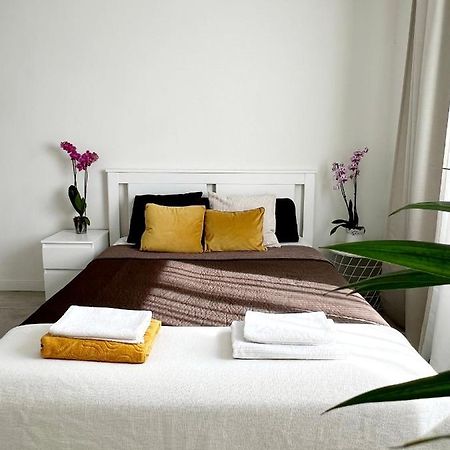 Cozy Modren Apartment On Malvarrosa Beach Valensiya Dış mekan fotoğraf