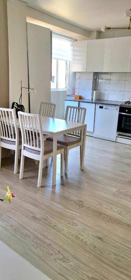 Cozy Modren Apartment On Malvarrosa Beach Valensiya Dış mekan fotoğraf