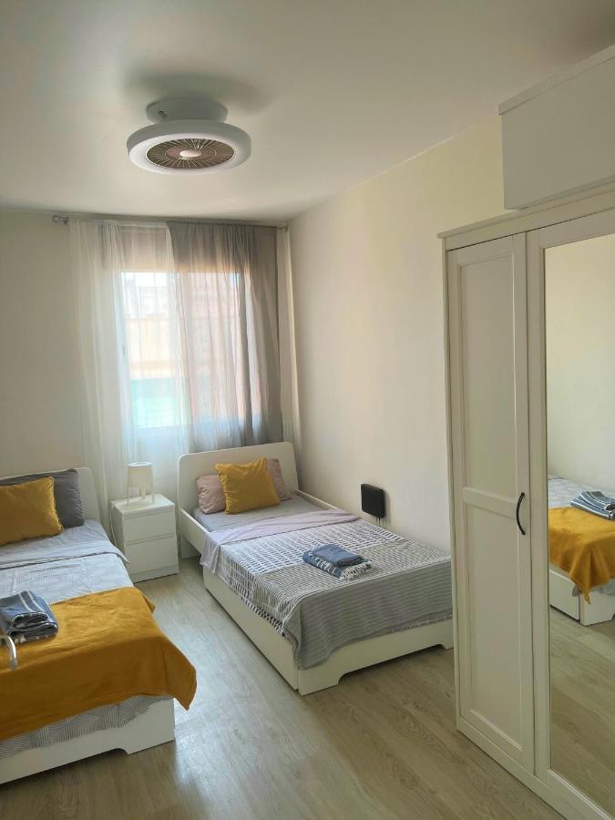 Cozy Modren Apartment On Malvarrosa Beach Valensiya Dış mekan fotoğraf
