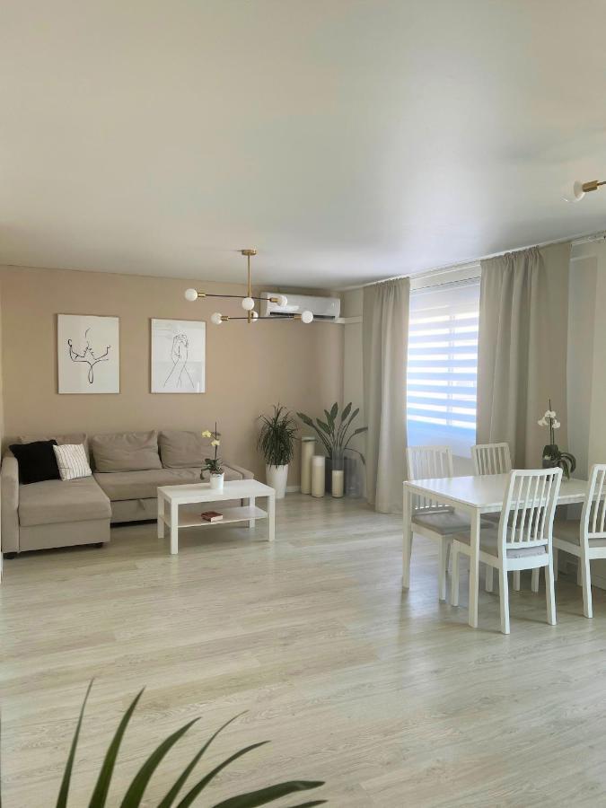 Cozy Modren Apartment On Malvarrosa Beach Valensiya Dış mekan fotoğraf