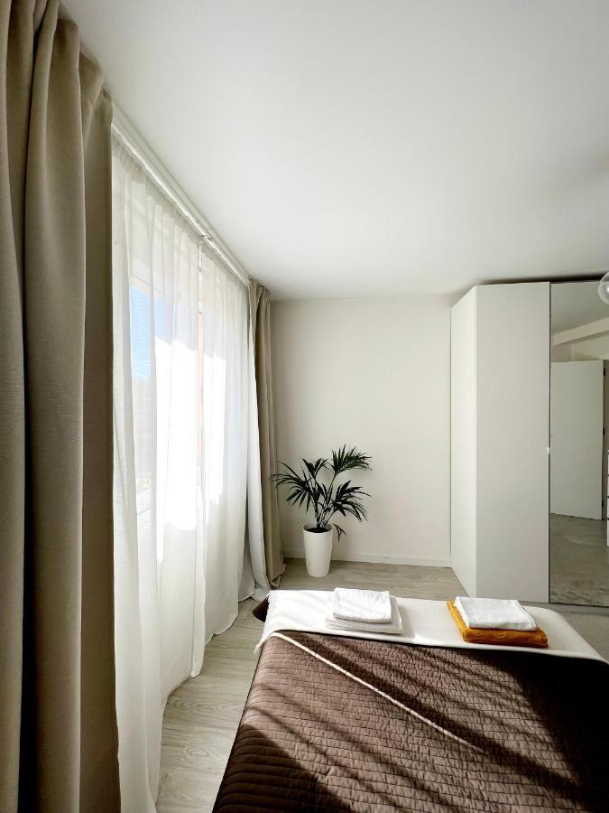 Cozy Modren Apartment On Malvarrosa Beach Valensiya Dış mekan fotoğraf